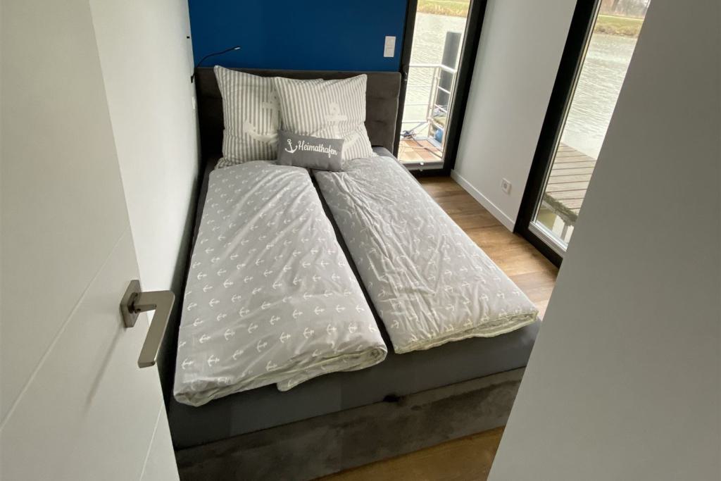 Meerle-05-Schlafzimmer mit Doppelbett